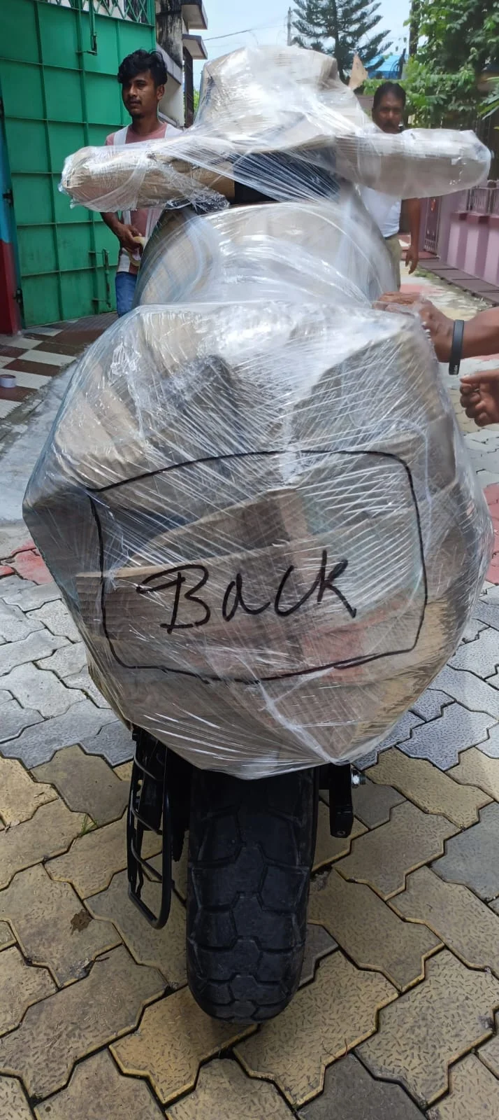 Global Trust Loaded Moving Vehicle